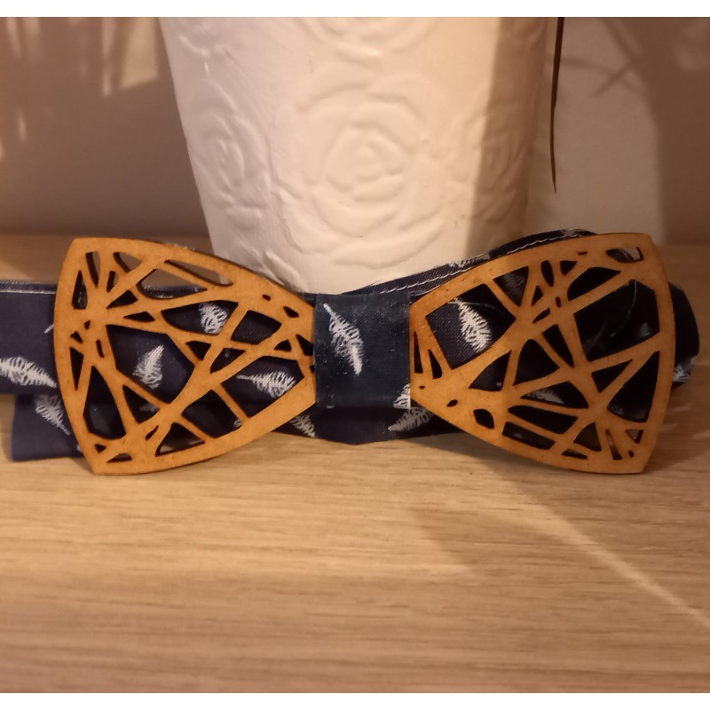 Noeud papillon lignes